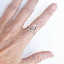 Load image into Gallery viewer, Ring Snake in Sterling Silver
