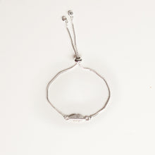 Load image into Gallery viewer, Bracelet Silver Plated with Feather
