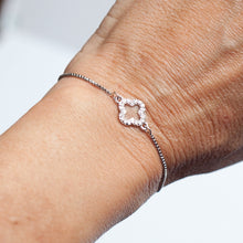 Load image into Gallery viewer, Bracelet 4 Leaf Clover with Cubic Zirconia and Sterling Silver
